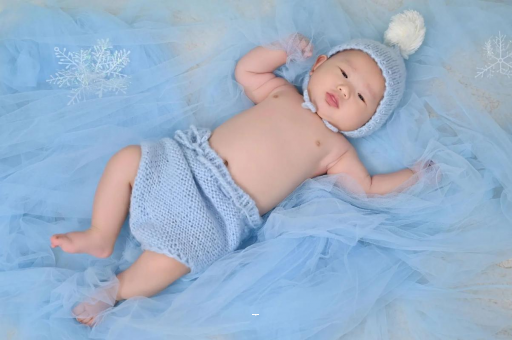 宁夏宝宝吐奶黄色